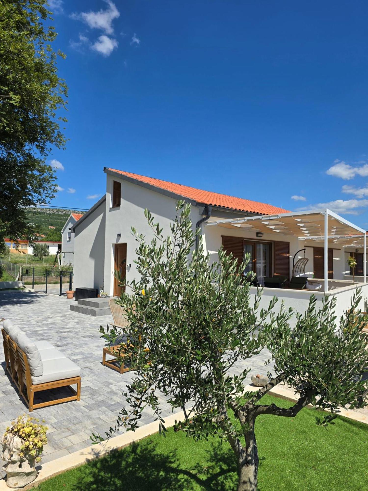 Apartment House Angelina Krusevo (Zadar)
